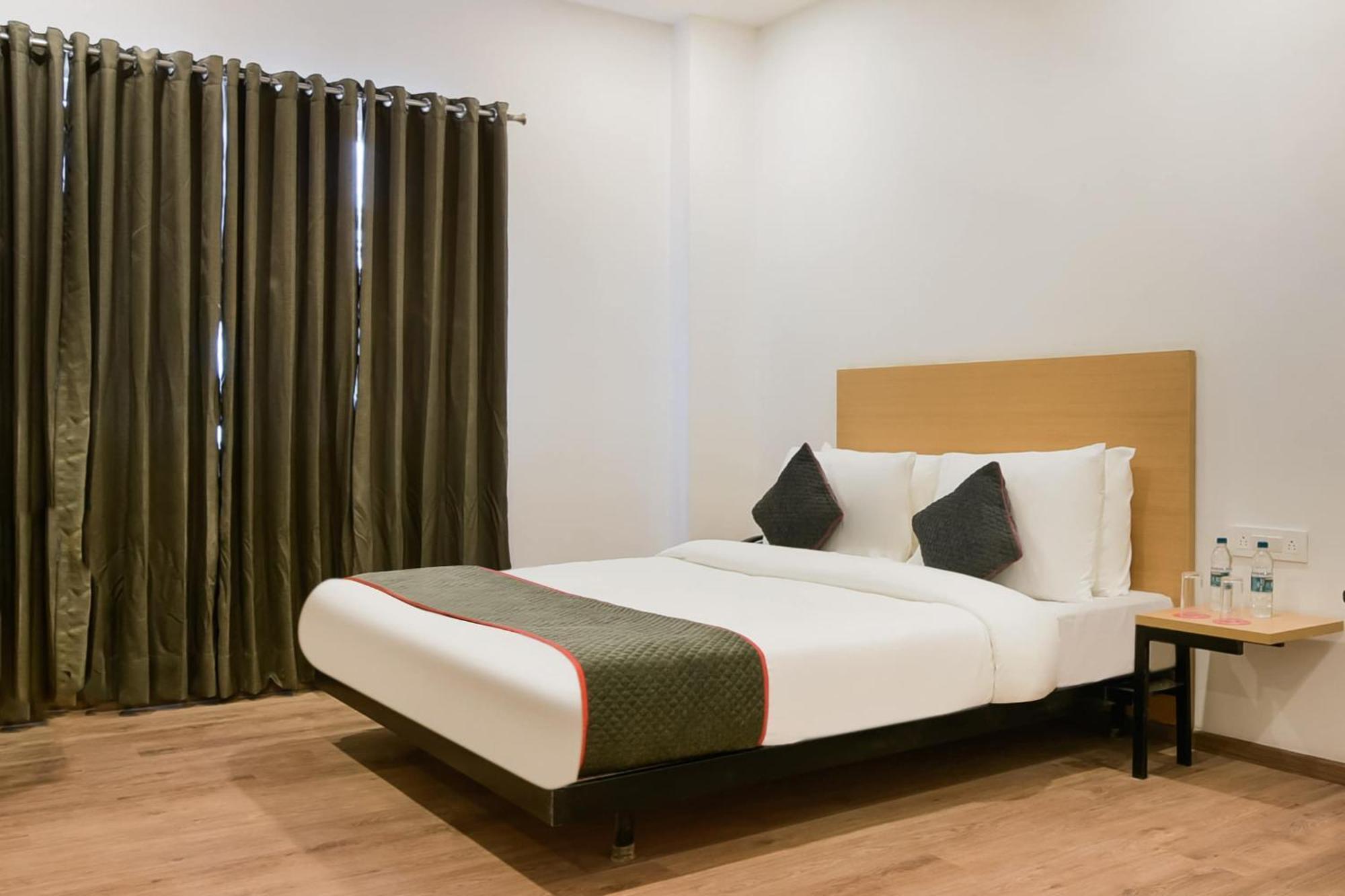 Townhouse The Awadh Airport Near Chaudhary Charan Singh International Airport Hotel Bijnaur Exterior photo
